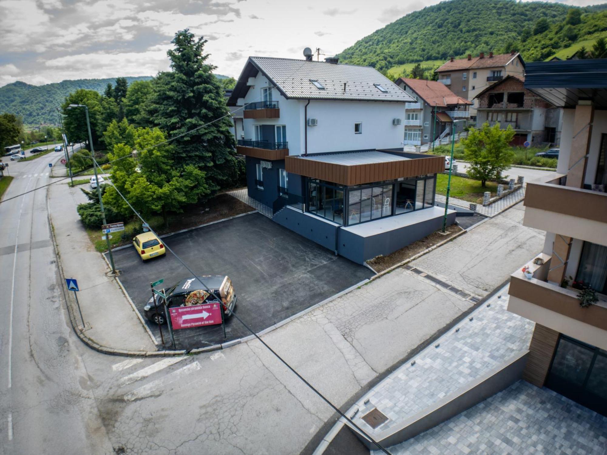 Sunny Corner Apartments Високо Екстериор снимка
