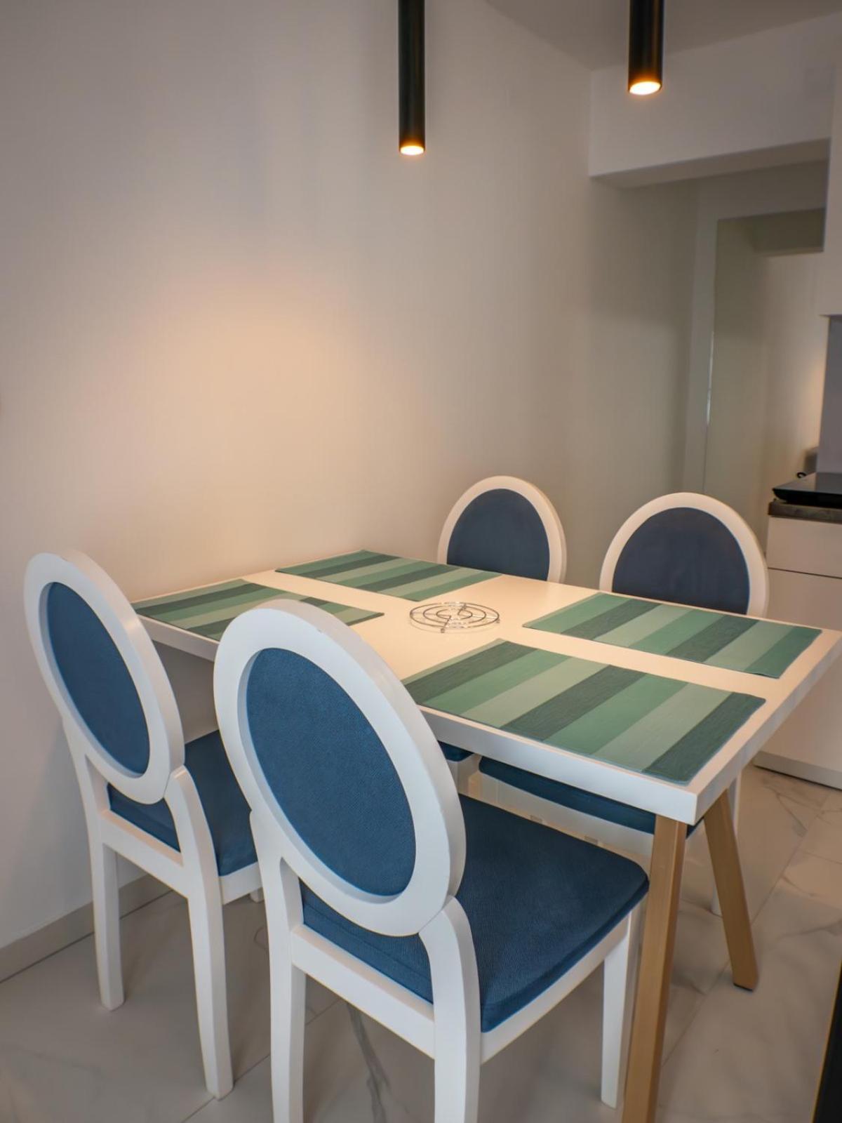 Sunny Corner Apartments Високо Екстериор снимка