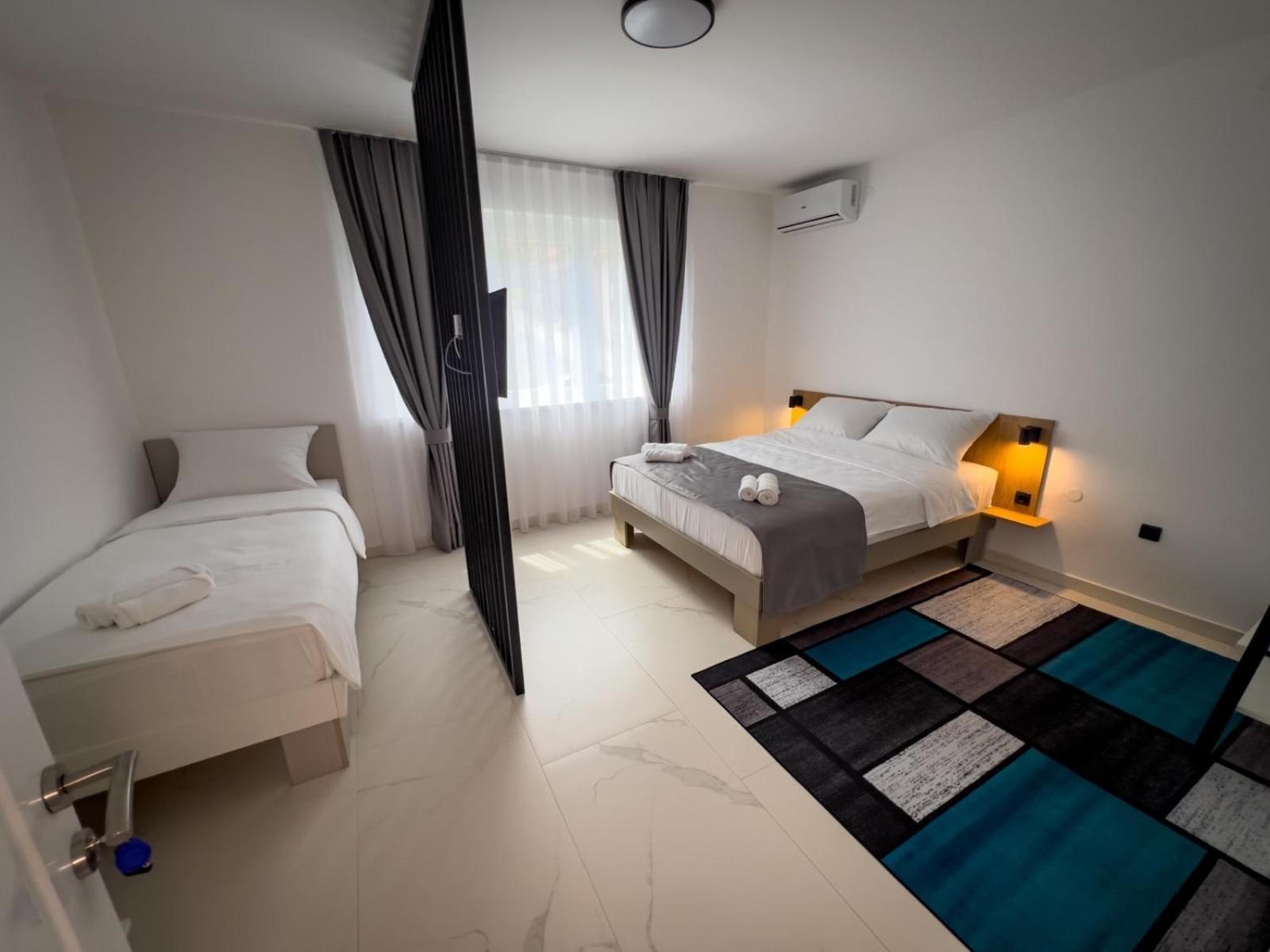 Sunny Corner Apartments Високо Екстериор снимка