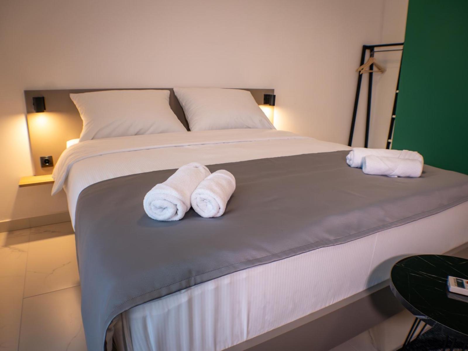 Sunny Corner Apartments Високо Екстериор снимка