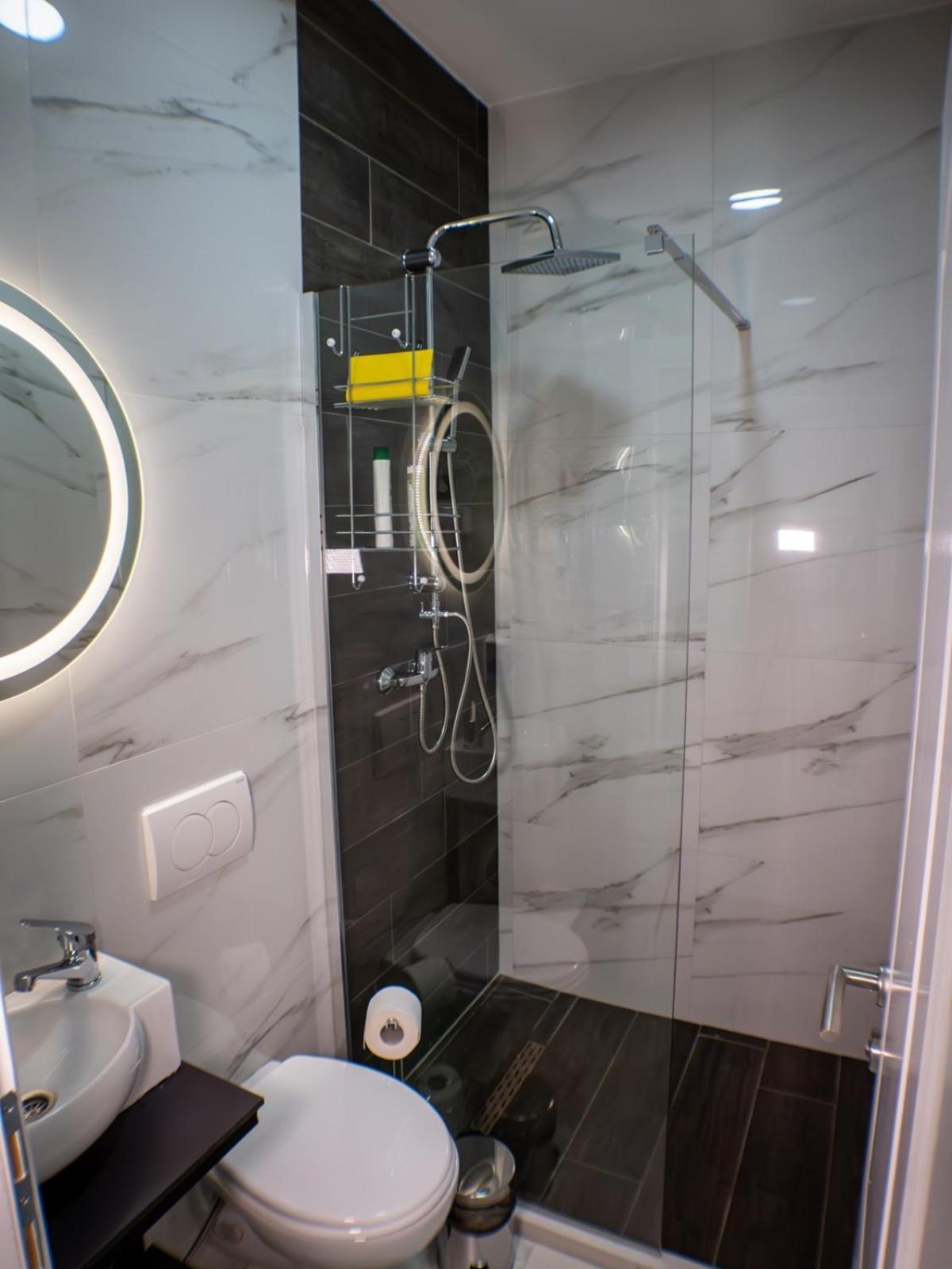Sunny Corner Apartments Високо Екстериор снимка