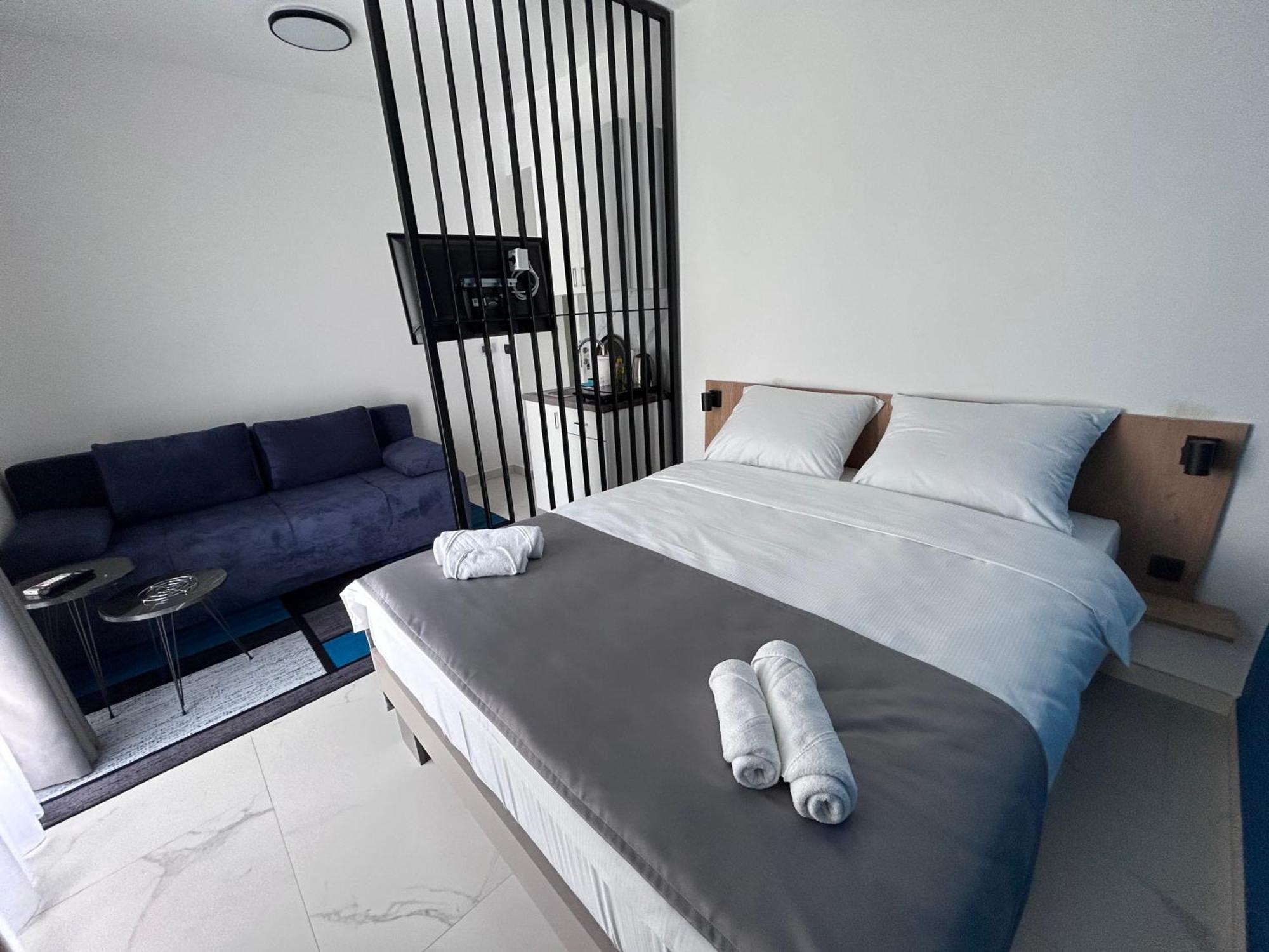 Sunny Corner Apartments Високо Екстериор снимка