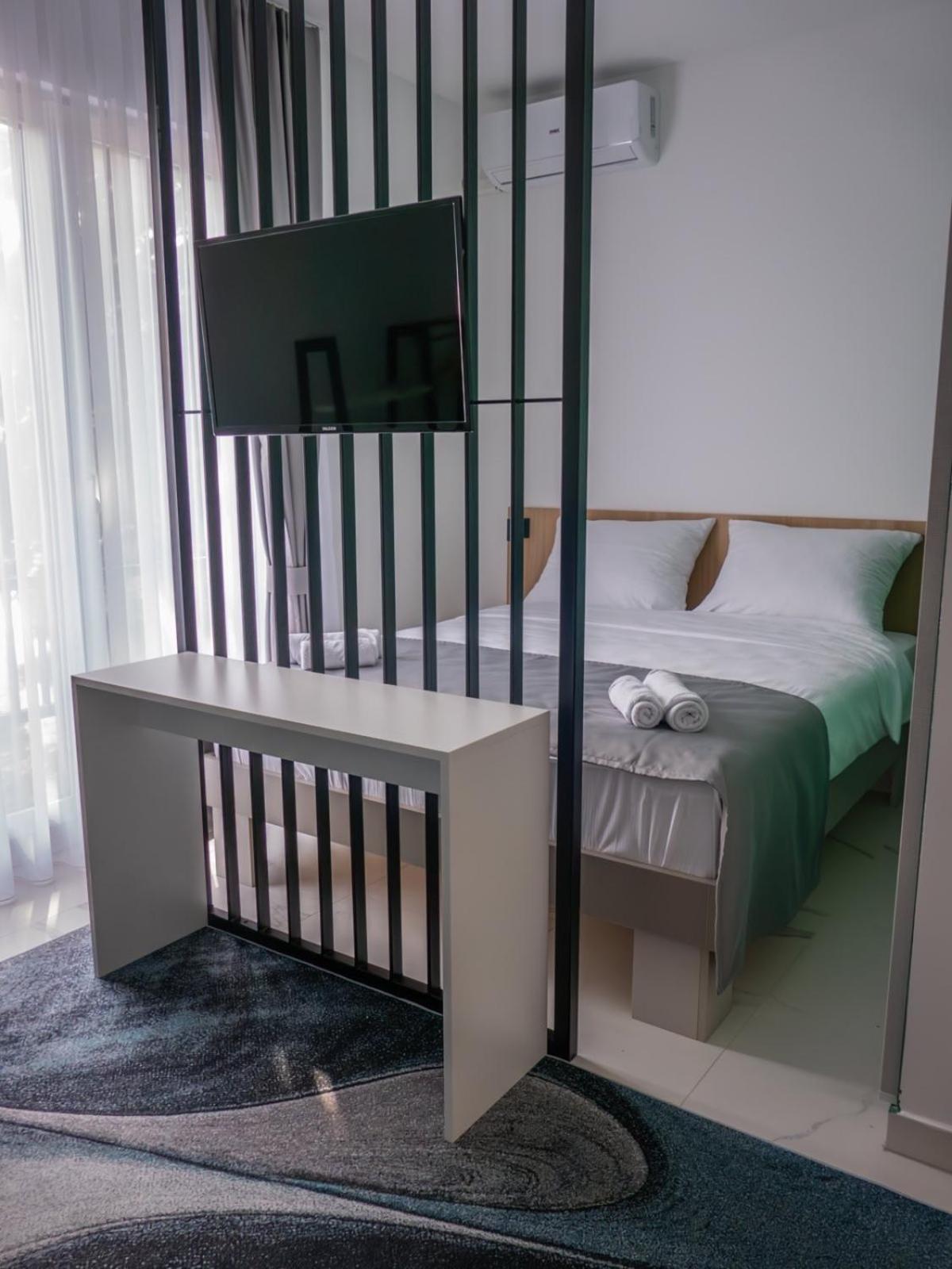 Sunny Corner Apartments Високо Екстериор снимка