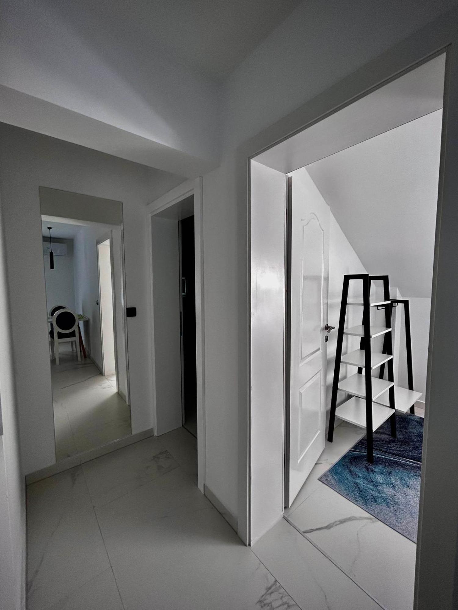 Sunny Corner Apartments Високо Екстериор снимка