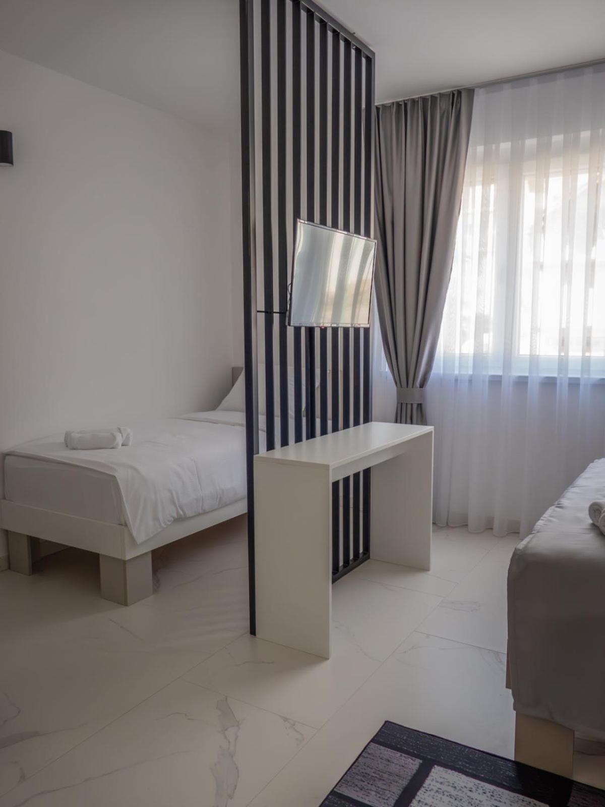 Sunny Corner Apartments Високо Екстериор снимка