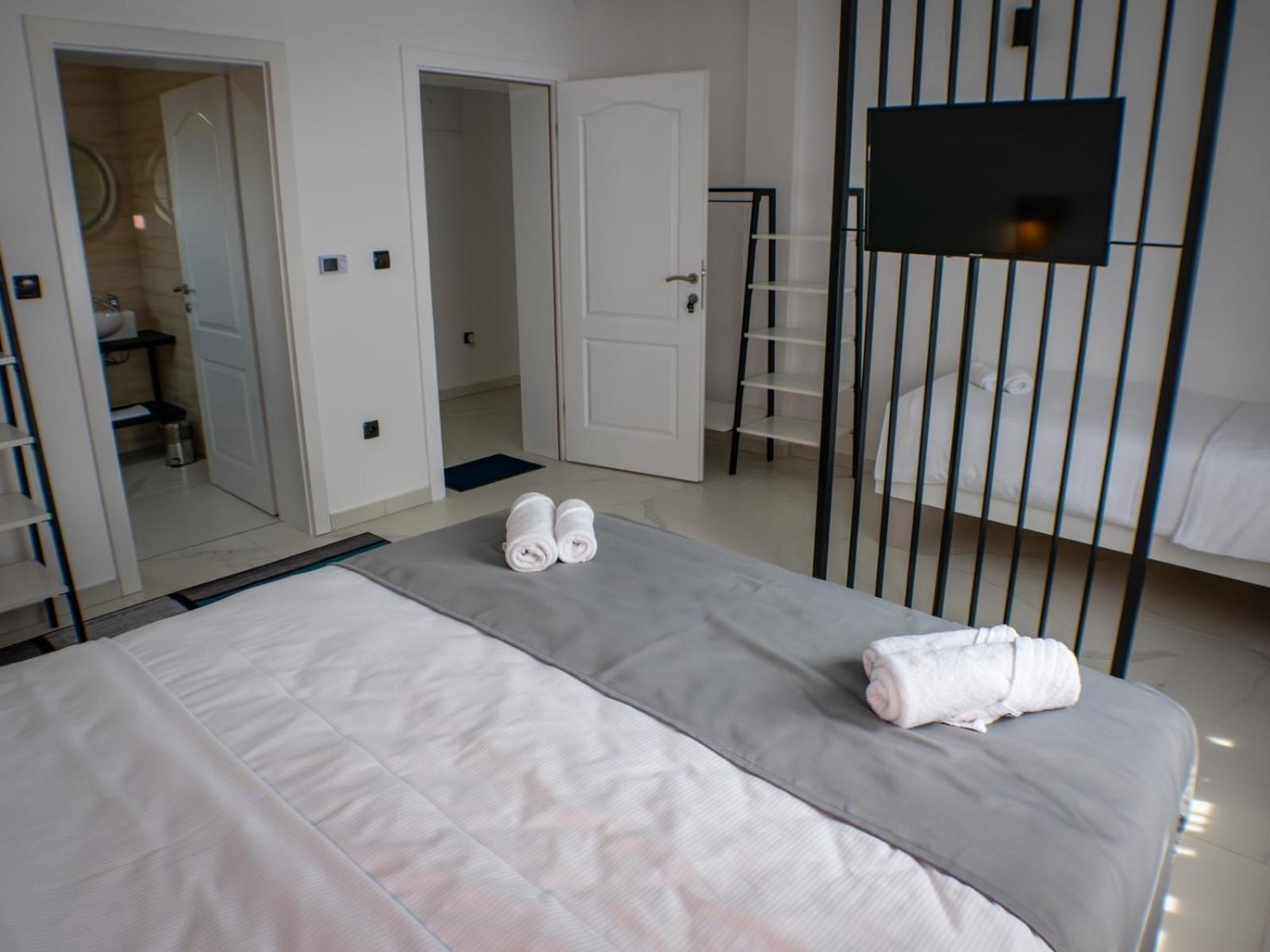 Sunny Corner Apartments Високо Екстериор снимка