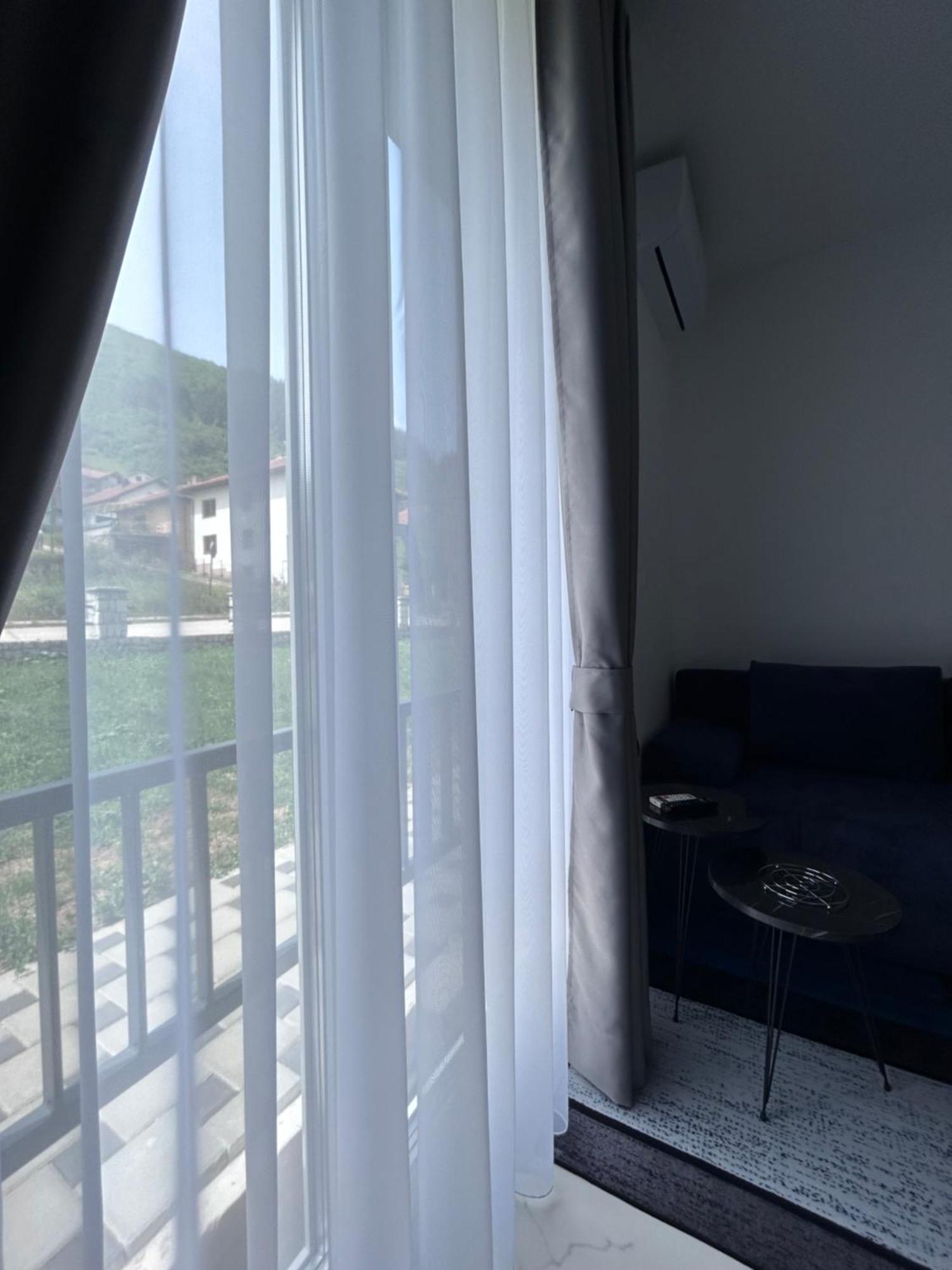 Sunny Corner Apartments Високо Екстериор снимка