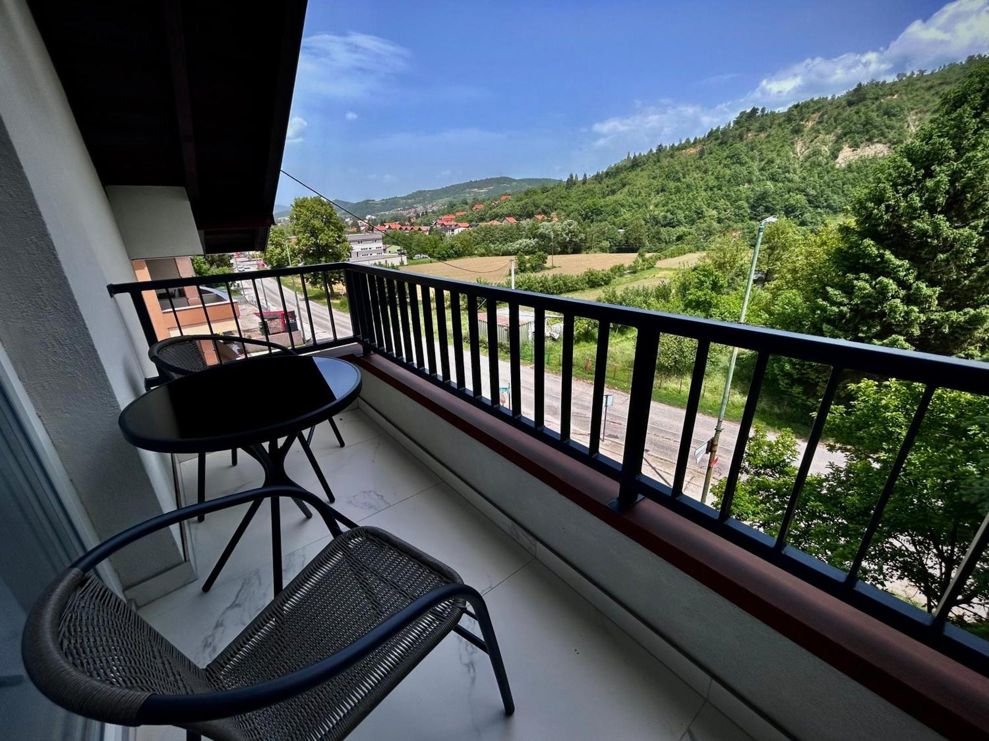 Sunny Corner Apartments Високо Екстериор снимка